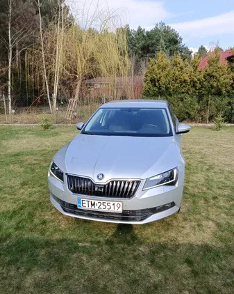 skoda superb Skoda Superb cena 64900 przebieg: 177500, rok produkcji 2018 z Jedwabne